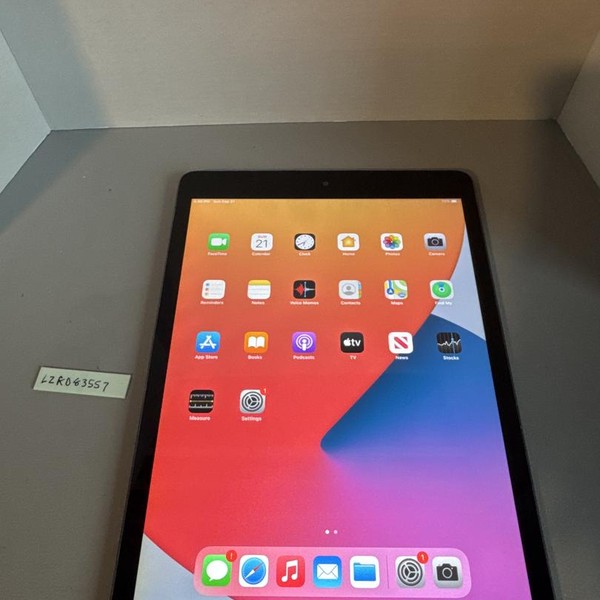 Apple iPad 8th Gen - Unlocked, 32 GB, Gray, A2428