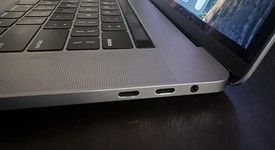 Good
													MacBook Pro 2018 (With Touch Bar) - 15" - I7, Gray, 512 GB, 16 GB, photo 4 of 6