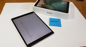 Good
													Apple iPad Pro 10.5" - Unlocked, Gray, 64 GB, photo 1 of 9