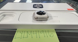 Mint
													Apple Watch SE 2nd Gen 40mm - Unlocked, Starlight, A2726 - Cellular, Aluminum, photo 4 of 5