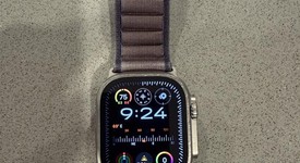 Mint
													Apple Watch Ultra 2 49mm - Unlocked, Natural, A2986, photo 3 of 10