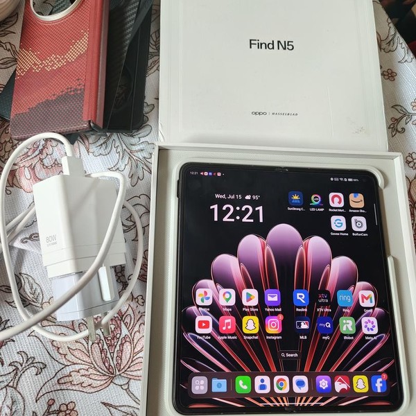Oppo Find N5 - Unlocked Non-US, 512 GB, Cosmic Black, 16 GB