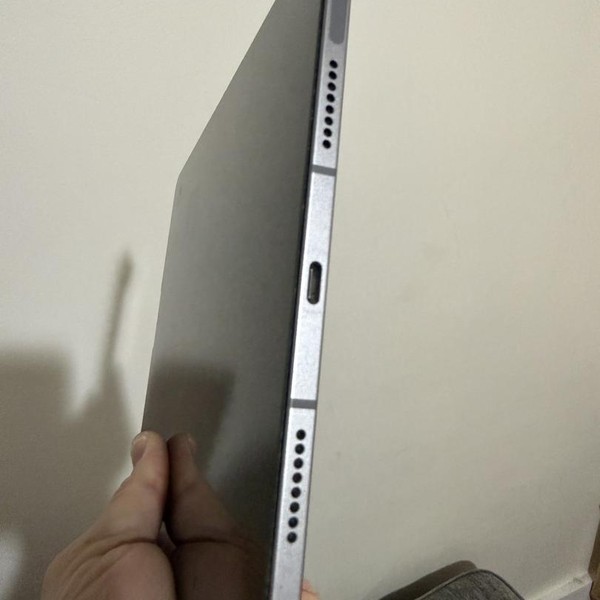 Apple iPad Pro 11 inch 4th Gen 2022 - Verizon, Gray, 128 GB