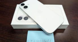 Good
													Apple iPhone 17 - Unlocked, White, 256 GB, A3258, photo 2 of 8