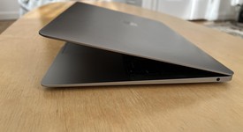 Good
													MacBook Air 2020 - 13" - I7, Gray, 512 GB, 16 GB, photo 3 of 10