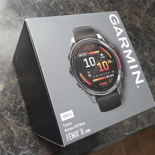 Garmin Fenix 8 - Slate, AMOLED