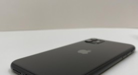 Fair
													Apple iPhone 11 - Unlocked, Black, 64 GB, A2111, photo 5 of 9