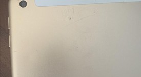 Good
													Apple iPad 5th Gen - Verizon, Gold, 32 GB, A1823, photo 5 of 9