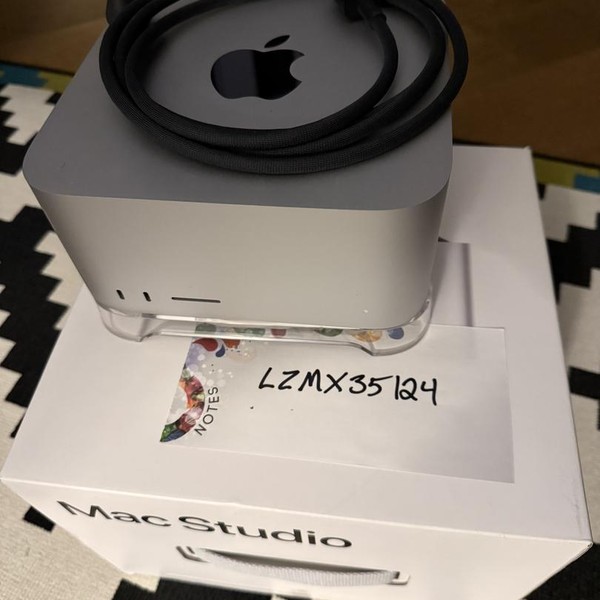 Mac Studio 2022 - 512 GB, 32 GB, Apple M1 Max, 24 Core GPU