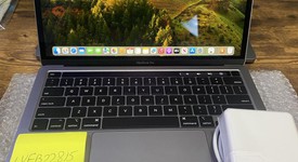 Good
													MacBook Pro 2020 - 13" - I5, Gray, 256 GB, 8 GB, photo 1 of 11