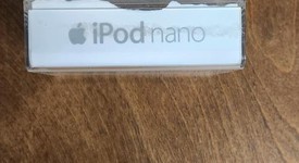 Good
													Apple iPod Nano 3rd Gen - Silver, 4 GB, photo 3 of 4