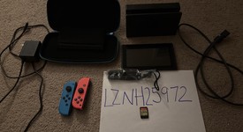 Good
													Nintendo Switch - Neon Blue, 32 GB, photo 3 of 11