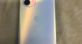 Mint
													Motorola Edge Plus 2022 - Verizon, White, 128 GB, 8 GB, 5G UW, photo 3 of 7