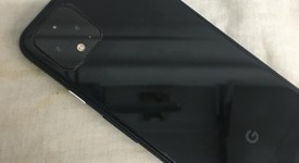 Good
													Google Pixel 4 - Unlocked, Black, 64 GB, 6 GB, G020I, Google Edition, photo 5 of 7