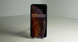 Mint
													Apple iPhone Xs Max - Verizon, Gold, 64 GB, A1921, photo 2 of 9