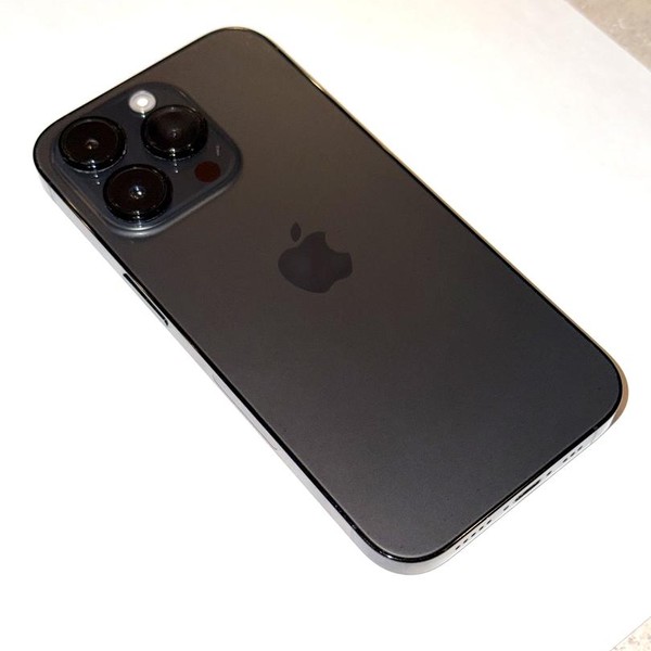 Apple iPhone 14 Pro - Unlocked, 256 GB, Black, A2650