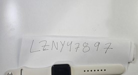 Mint
													Apple Watch SE 3rd Gen 40mm - Starlight, A3324 - GPS, photo 1 of 10