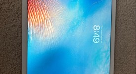 Good
													Apple iPad Pro 12.9" 1st Gen 2015 - Wi-Fi, Gold, 32 GB, A1584, 1st Gen 2015, photo 2 of 4