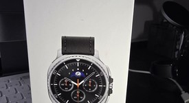 New
													Samsung Galaxy Watch8 Classic - Unlocked, Black, SM-L505, 46mm, photo 3 of 5