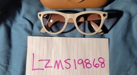 Mint
													Meta Ray-Bans - Chalk, photo 1 of 6