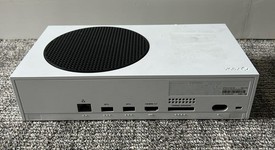 Good
													Xbox Series S (2020) - White, 512 GB, photo 3 of 7