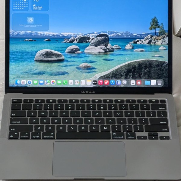 MacBook Air 2020 - 13 inch - 256 GB, Gray, 8 GB, Apple M1