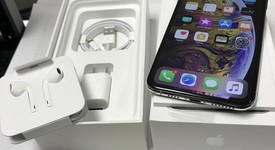 Mint
													Apple iPhone Xs Max - Unlocked, Silver, 64 GB, A1921, photo 1 of 7