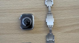 Good
													Apple Watch Series 7 41mm - Unlocked, Silver, A2475 - Cellular, Stainless, photo 4 of 15