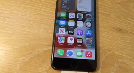 Good
													Apple iPhone SE 3rd Gen 2022 - Verizon, Midnight, 64 GB, A2595, photo 1 of 5