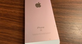 Good
													Apple iPhone SE 1st Gen 2016 - Unlocked, Rose Gold, 16 GB, A1662, photo 4 of 4