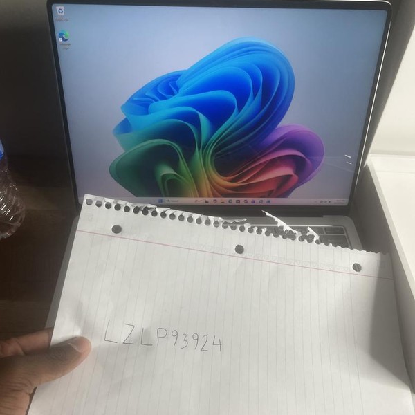 Microsoft Surface Laptop 7 - 256 GB, Platinum, 16 GB, Snapdragon X Plus, 13.8 inch