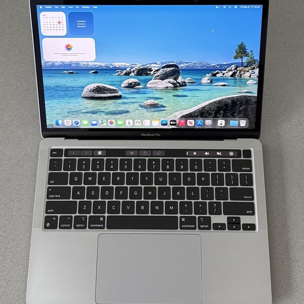 MacBook Pro 2022 - 13 inch - 256 GB, Gray, 8 GB, Apple M2
