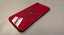 Good
													Apple iPhone SE 2nd Gen 2020 - Verizon, Red, 64 GB, A2275, photo 2 of 5