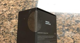 New
													Samsung Galaxy S10e - Unlocked, Black, 128 GB, 6 GB, SM-G970U1, photo 3 of 4