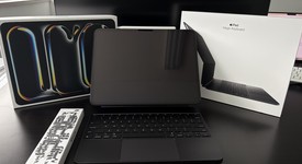 Mint
													Apple iPad Pro 13" (M4) 2024 - Unlocked, Black, 1 TB, 16 GB, A2926, Standard Glass, photo 2 of 16