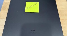 Mint
													Apple iPad Pro 11" 3rd Gen 2021 - Unlocked, Gray, 512 GB, photo 1 of 9