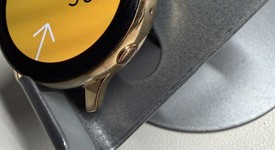 Fair
													Samsung Galaxy Watch Active2 40mm - Unlocked, Gold, Stainless Steel, photo 2 of 7