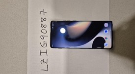 Mint
													Motorola Edge (2024) - Unlocked, Black, 256 GB, 8 GB, photo 2 of 9