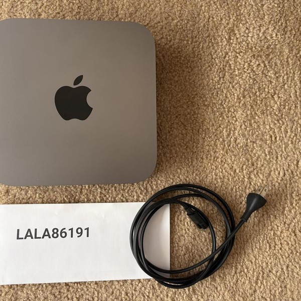 Mac mini 2018 - 1 TB, Gray, 32 GB, Intel Core i7