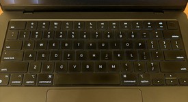 Mint
													MacBook Pro Late 2023 (M3) - 14" - Apple M3 Pro 11-core, Black, 512 GB, 18 GB, 14-core GPU, photo 2 of 8