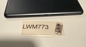 Good
													Apple iPad 9th Gen - Unlocked, Gray, 64 GB, A2603, photo 4 of 7