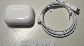 Used
													Apple AirPods Pro 2 - USB-C, photo 1 of 3