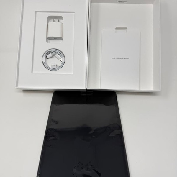 Apple iPad 8th Gen - Wi-Fi, 128 GB, Gray, A2270