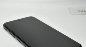 Good
													Apple iPhone SE 3rd Gen 2022 - Unlocked, Midnight, 64 GB, A2595, photo 6 of 6