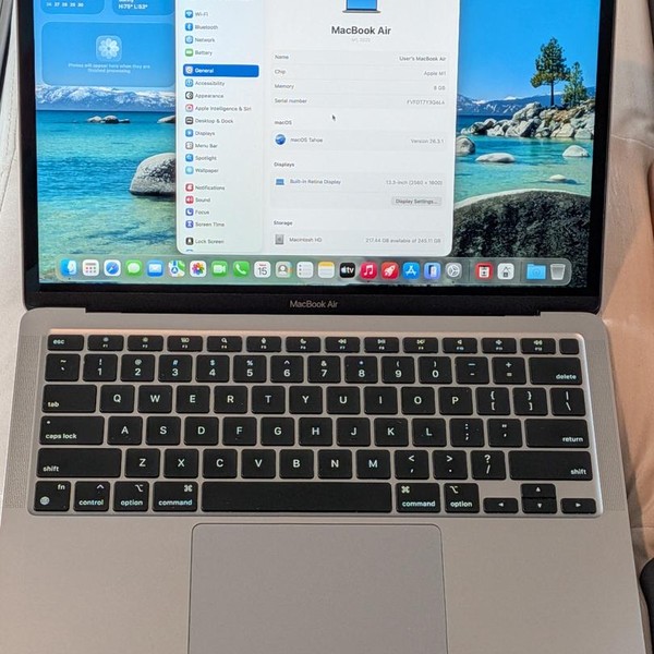 MacBook Air 2020 - 13 inch - 256 GB, Gray, 8 GB, Apple M1