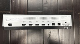 Good
													Xbox One S (2016) - White, 500 GB, photo 5 of 7