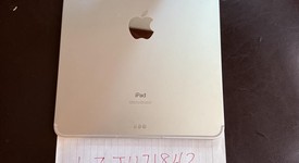 Good
													Apple iPad Pro 11" 3rd Gen 2021 - Unlocked, Silver, 256 GB, photo 4 of 5