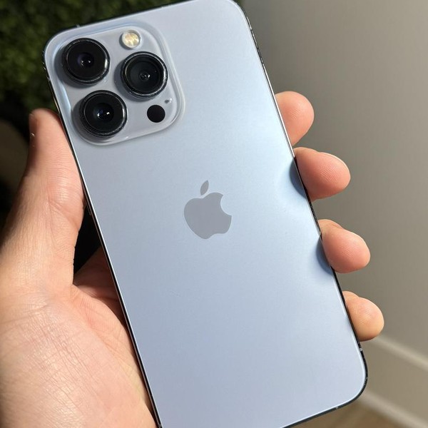 Apple iPhone 13 Pro Max - Unlocked, 256 GB, Sierra Blue, A2484