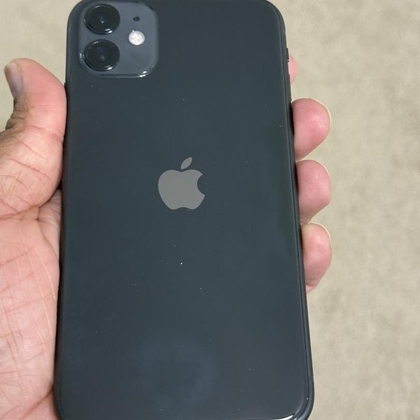 Apple iPhone 11 - Boost, 64 GB, Black, A2111