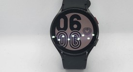 Good
													Samsung Galaxy Watch5 - Unlocked, Graphite, 40mm, photo 2 of 3